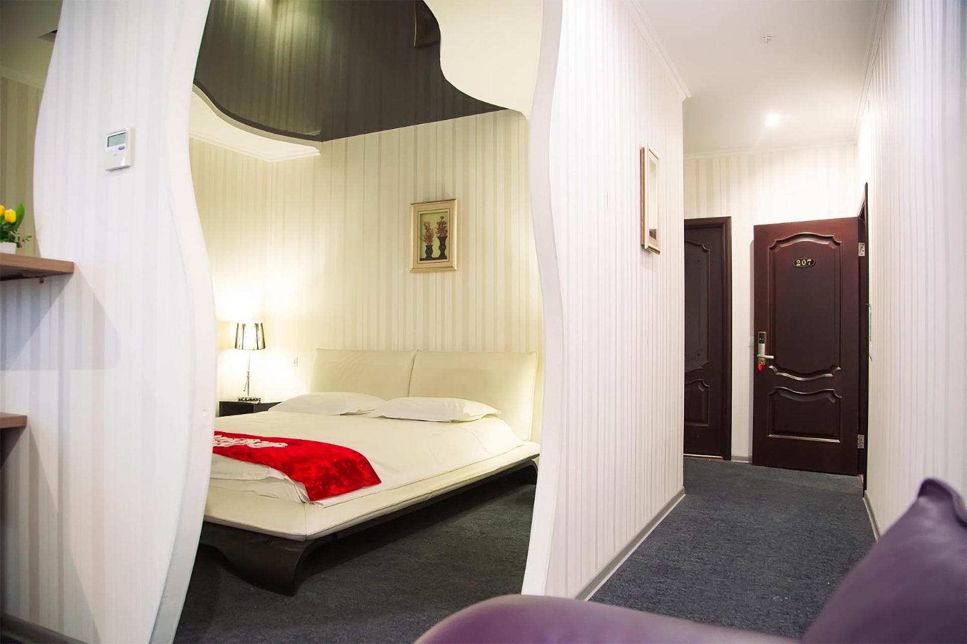 Hotel&Fitness Center MANDARIN Aktau  Eksteriør bilde