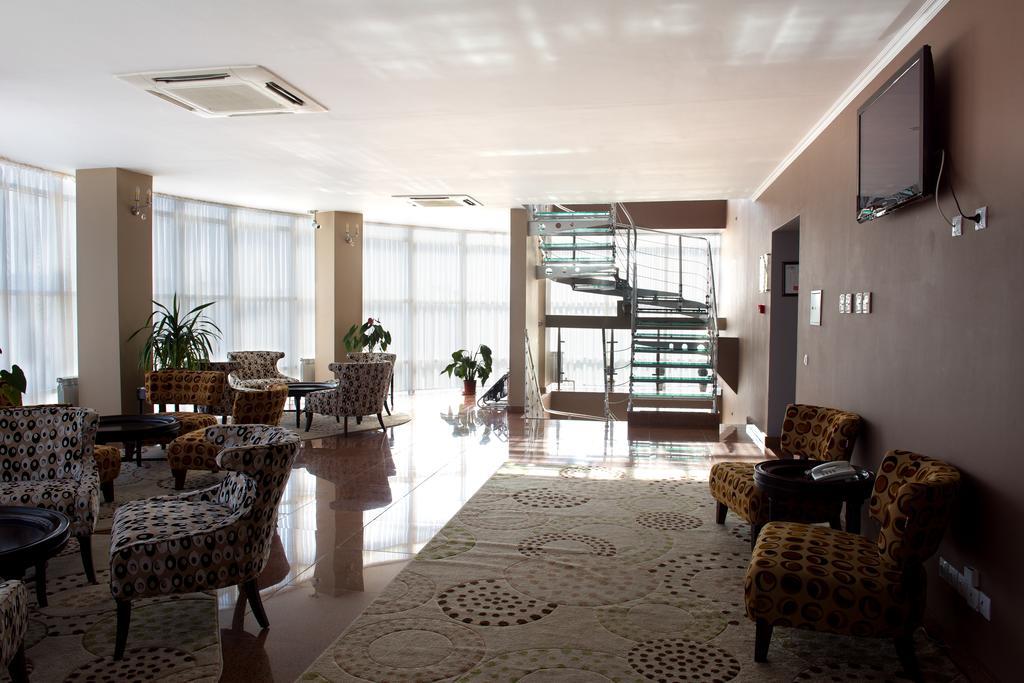 Hotel&Fitness Center MANDARIN Aktau  Eksteriør bilde